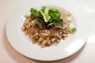 Crab risotto with lemon, herbs and fennel